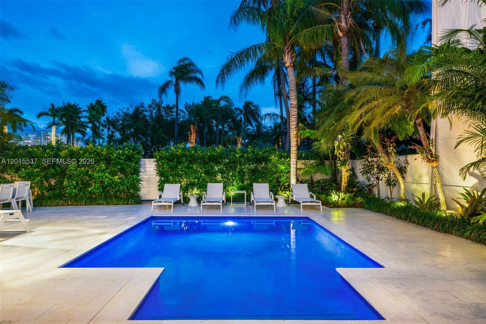 3 Turtle Walk, Key Biscayne FL 33149