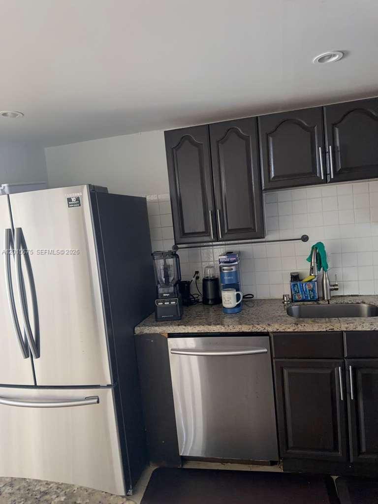 13499 Biscayne Blvd #906, North Miami FL 33181