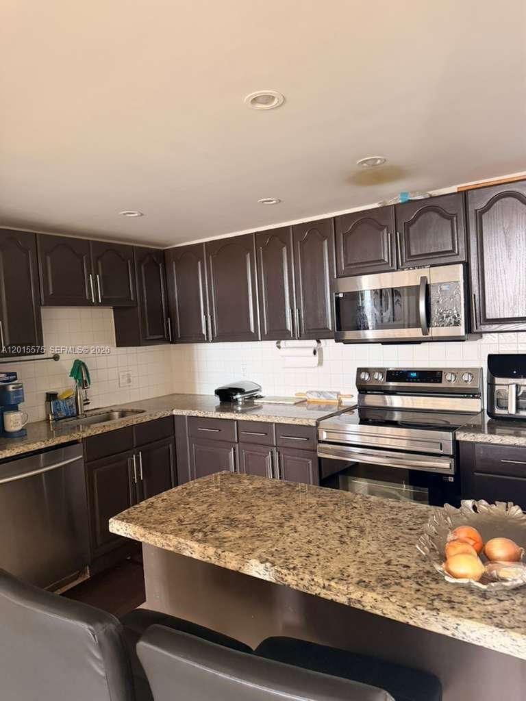 13499 Biscayne Blvd #906, North Miami FL 33181