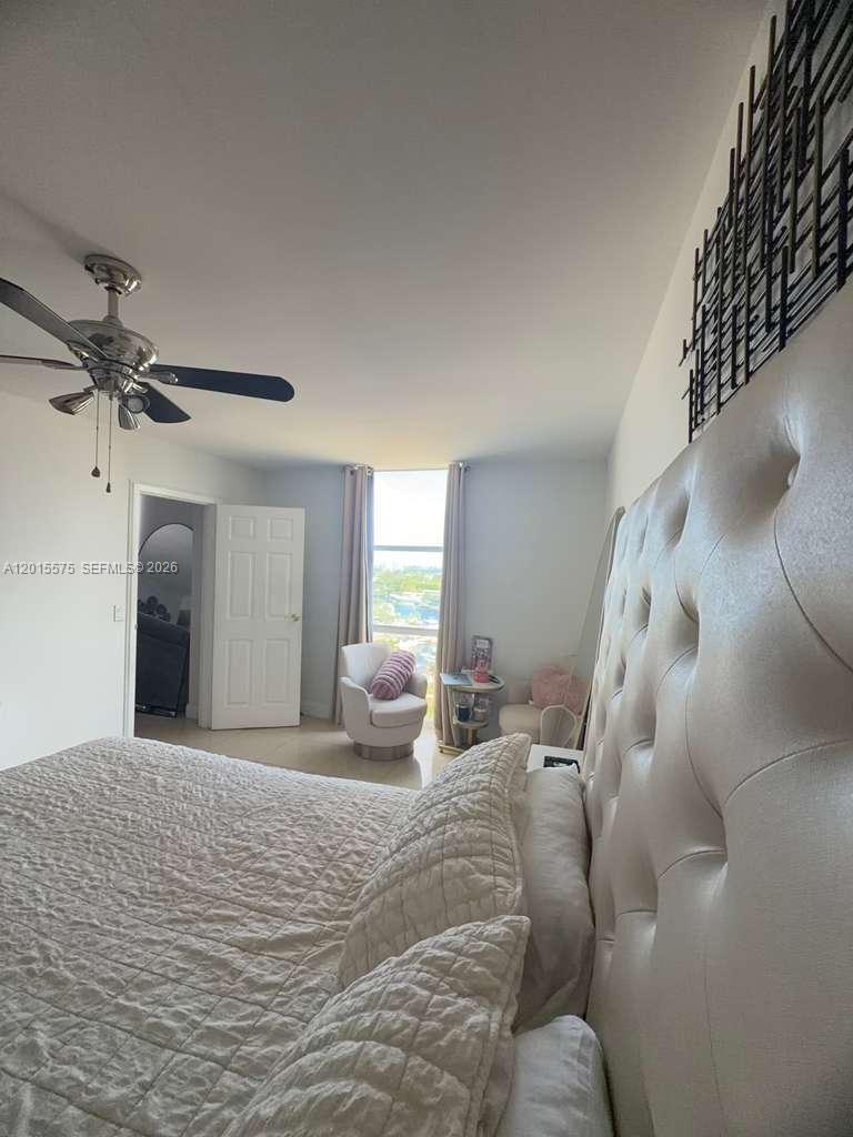 13499 Biscayne Blvd #906, North Miami FL 33181