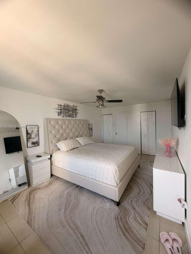 13499 Biscayne Blvd #906, North Miami FL 33181