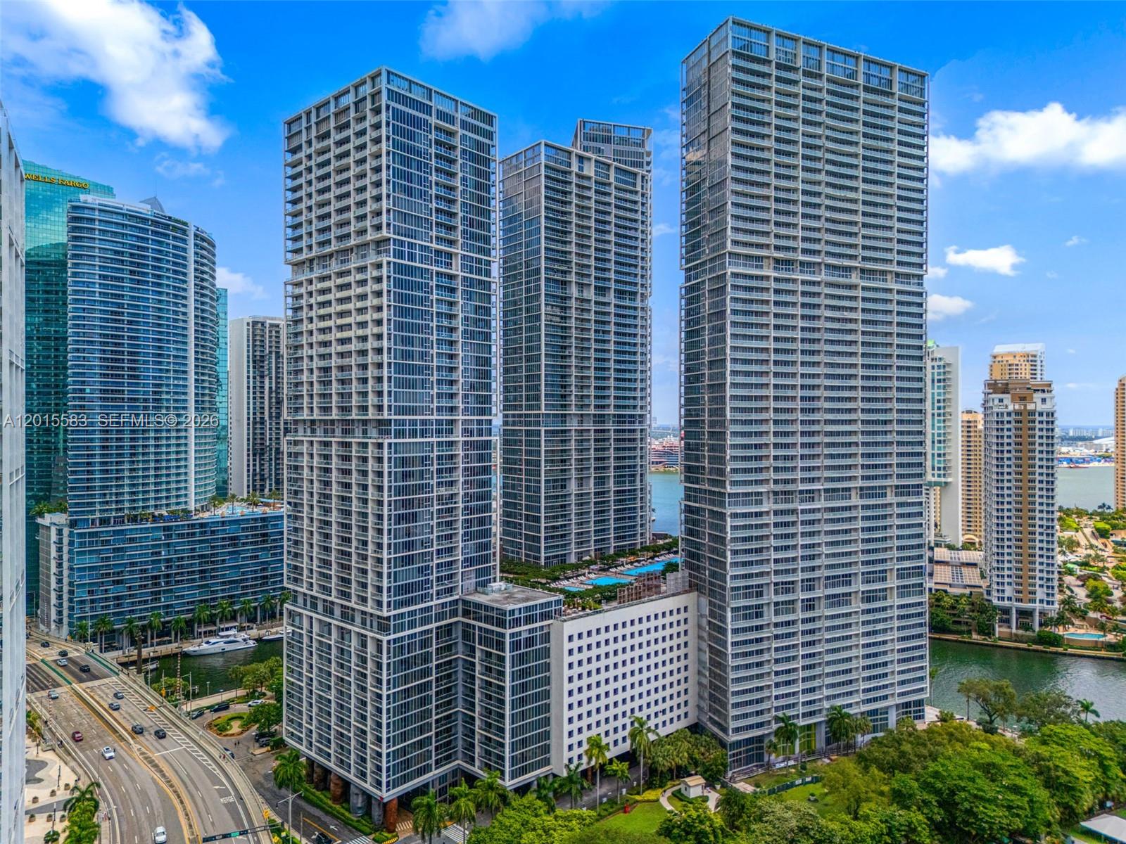 465 Brickell Ave #1016, Miami FL 33131