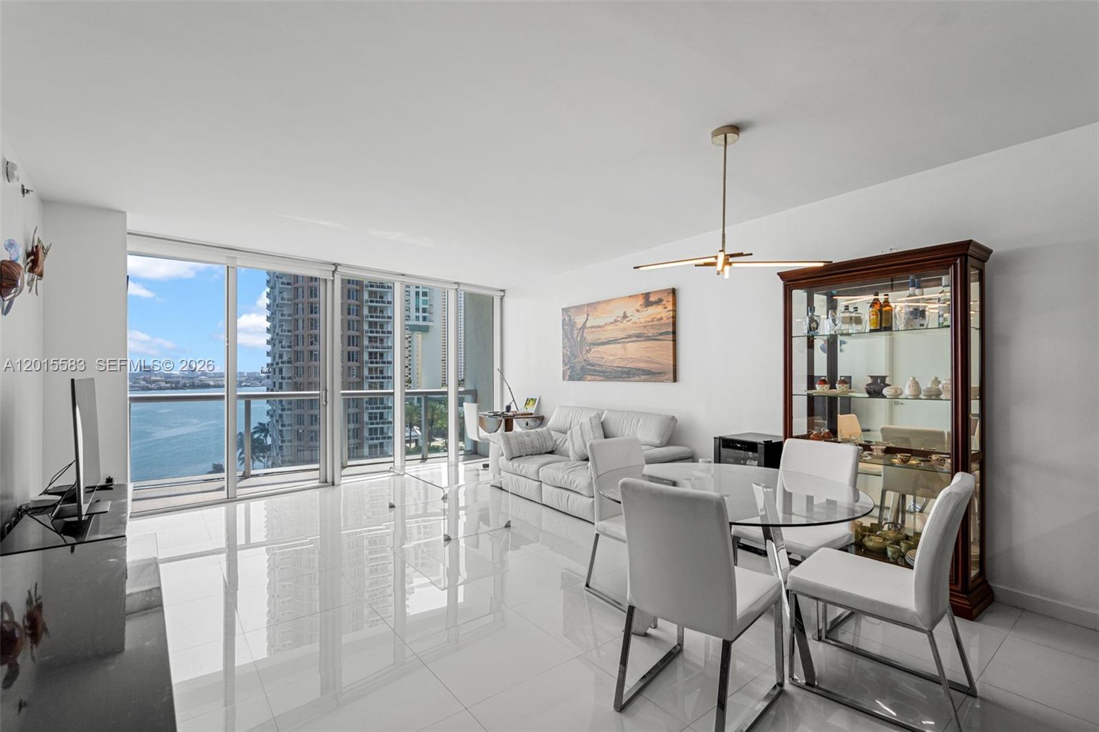 465 Brickell Ave #1016, Miami FL 33131