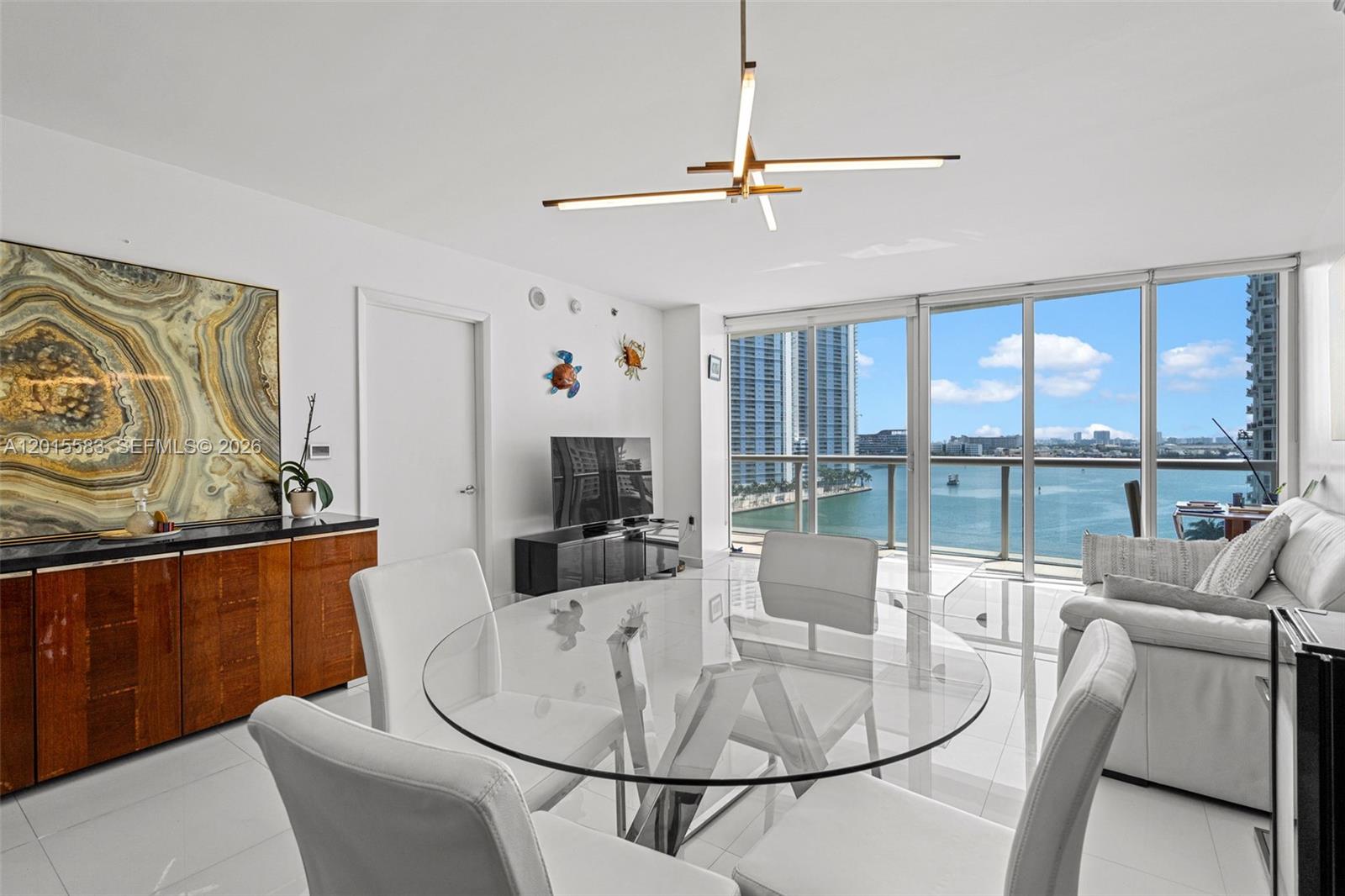 465 Brickell Ave #1016, Miami FL 33131
