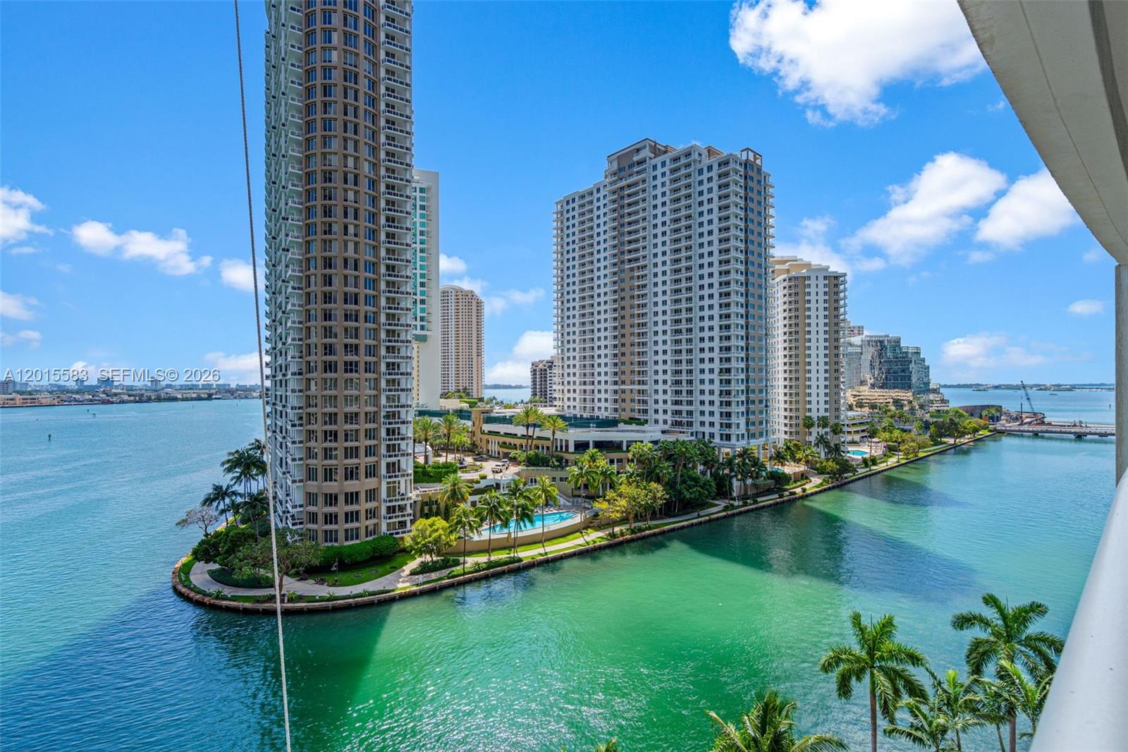 465 Brickell Ave #1016, Miami FL 33131