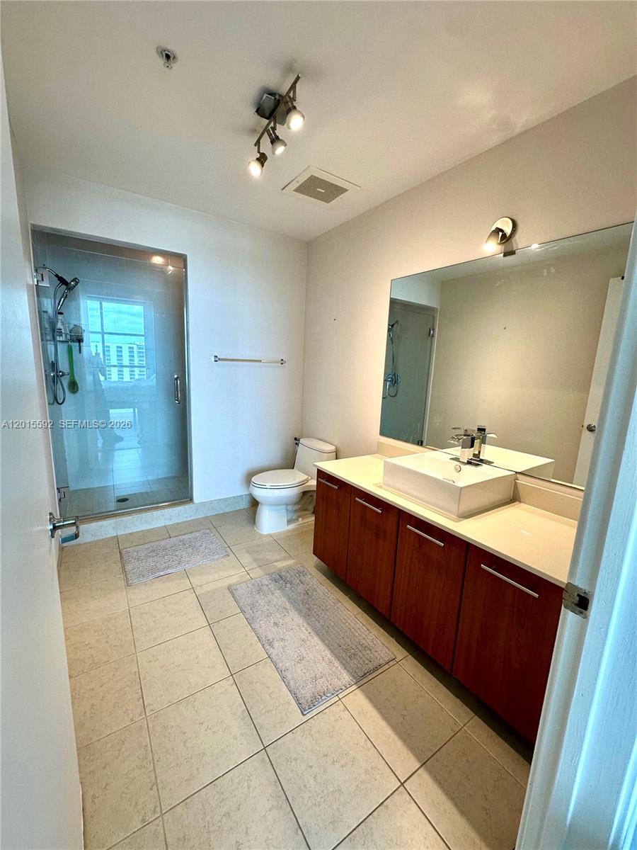 3301 NE 1st Ave #H1811, Miami FL 33137