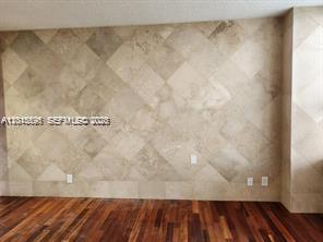 780 NE 69th St #1810, Miami FL 33138