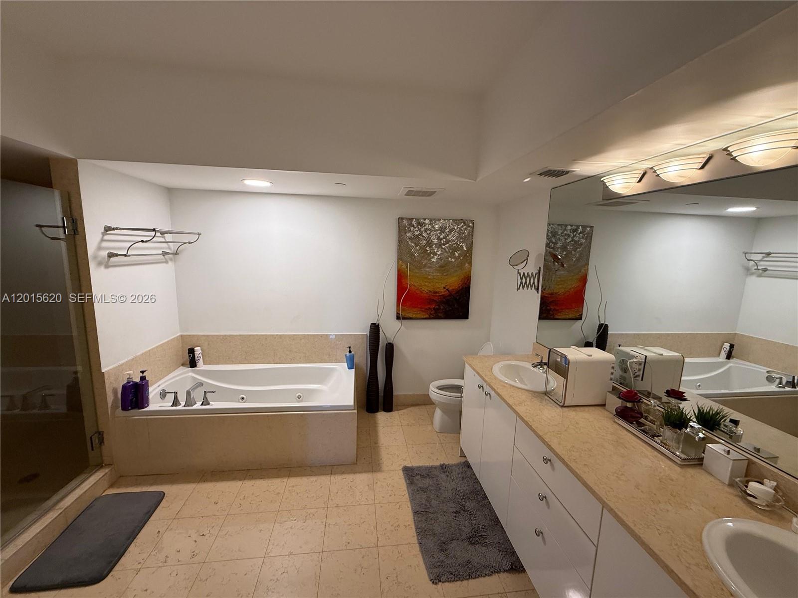 19900 E Country Club Dr #804, Aventura FL 33180