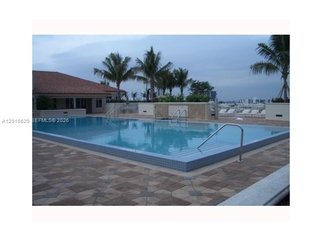 19900 E Country Club Dr #804, Aventura FL 33180