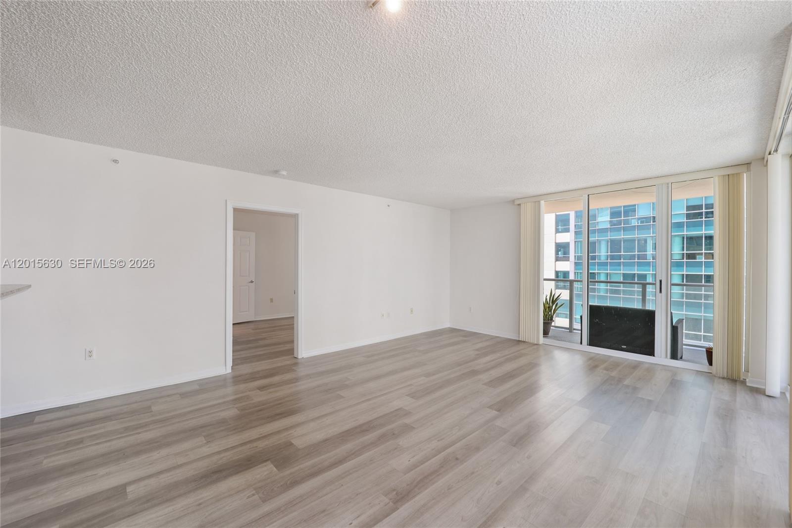 1155 BRICKELL BAY DR #1602, Miami FL 33131