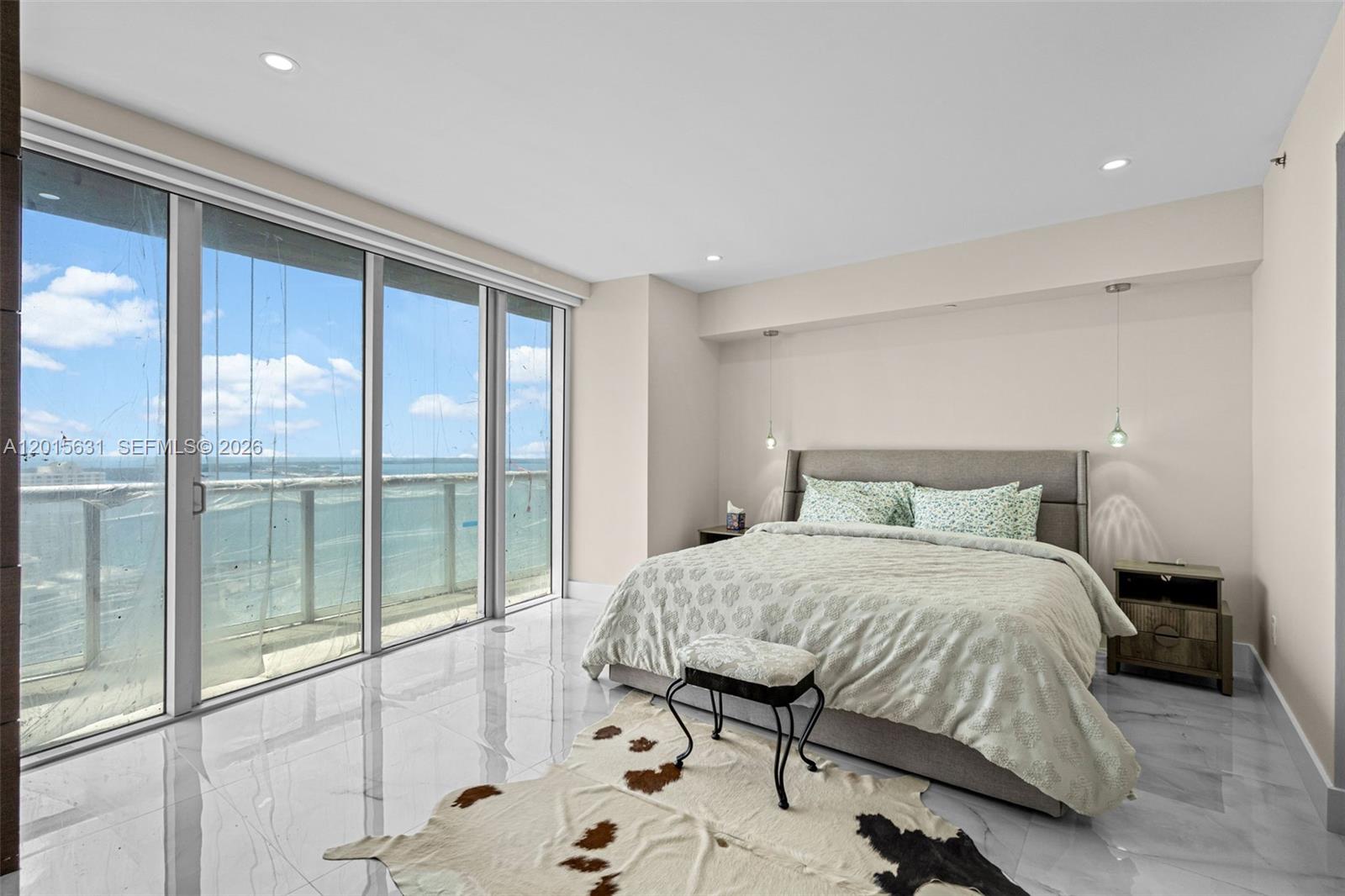 465 Brickell Ave #3301, Miami FL 33131