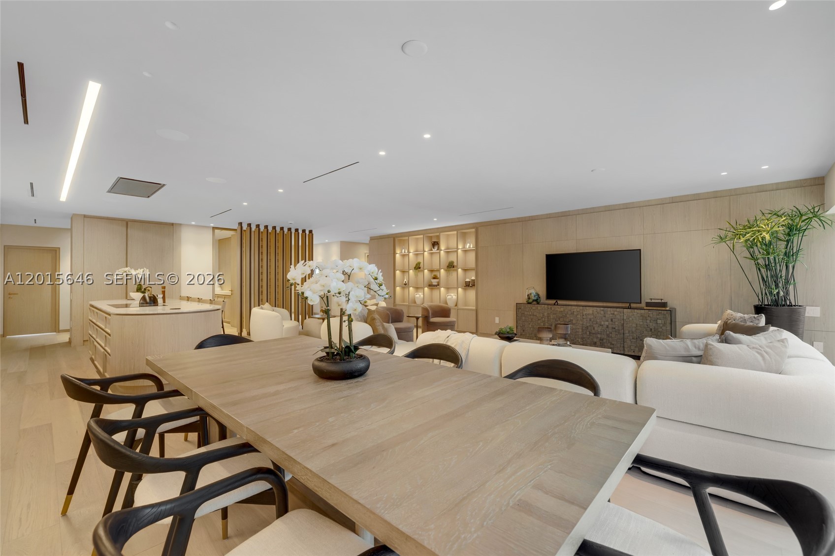 72 W Shore Dr W, Miami FL 33133