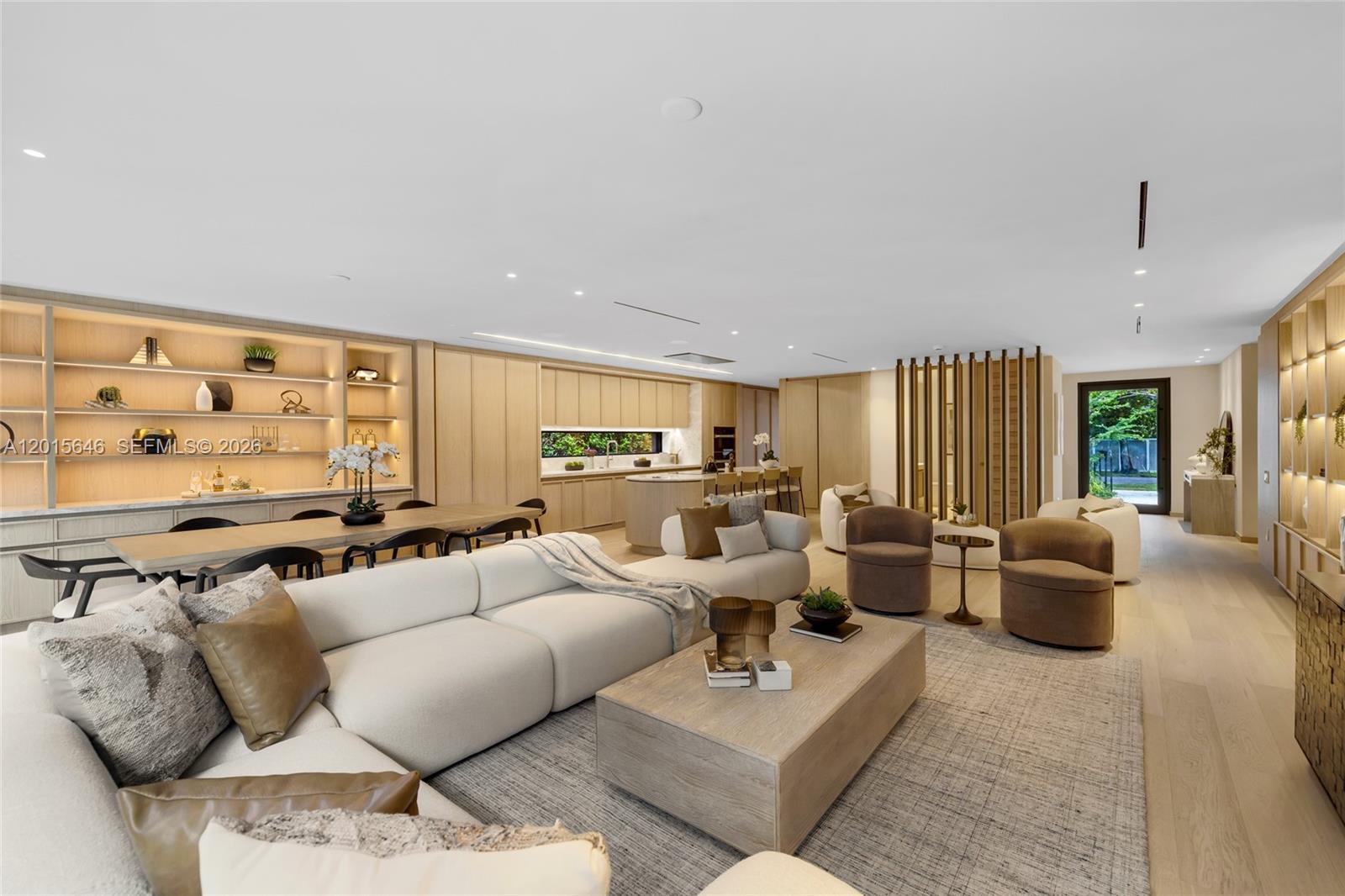 72 W Shore Dr W, Miami FL 33133