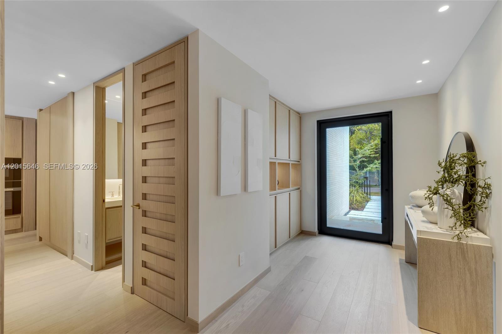 72 W Shore Dr W, Miami FL 33133