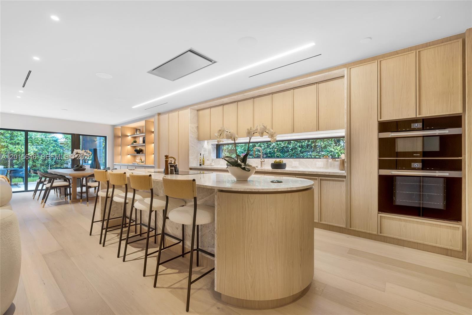 72 W Shore Dr W, Miami FL 33133