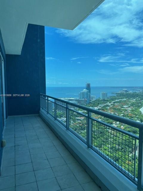 60 SW 13th St #4611, Miami FL 33130