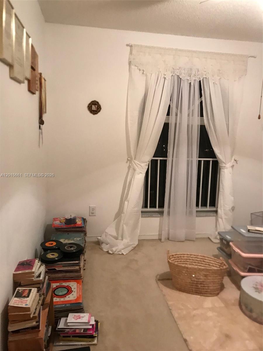 10135 SW 156th Ave, Miami FL 33196