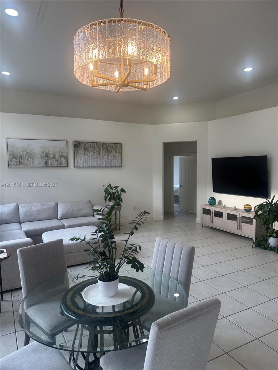 18571 SW 44th St, Miramar FL 33029