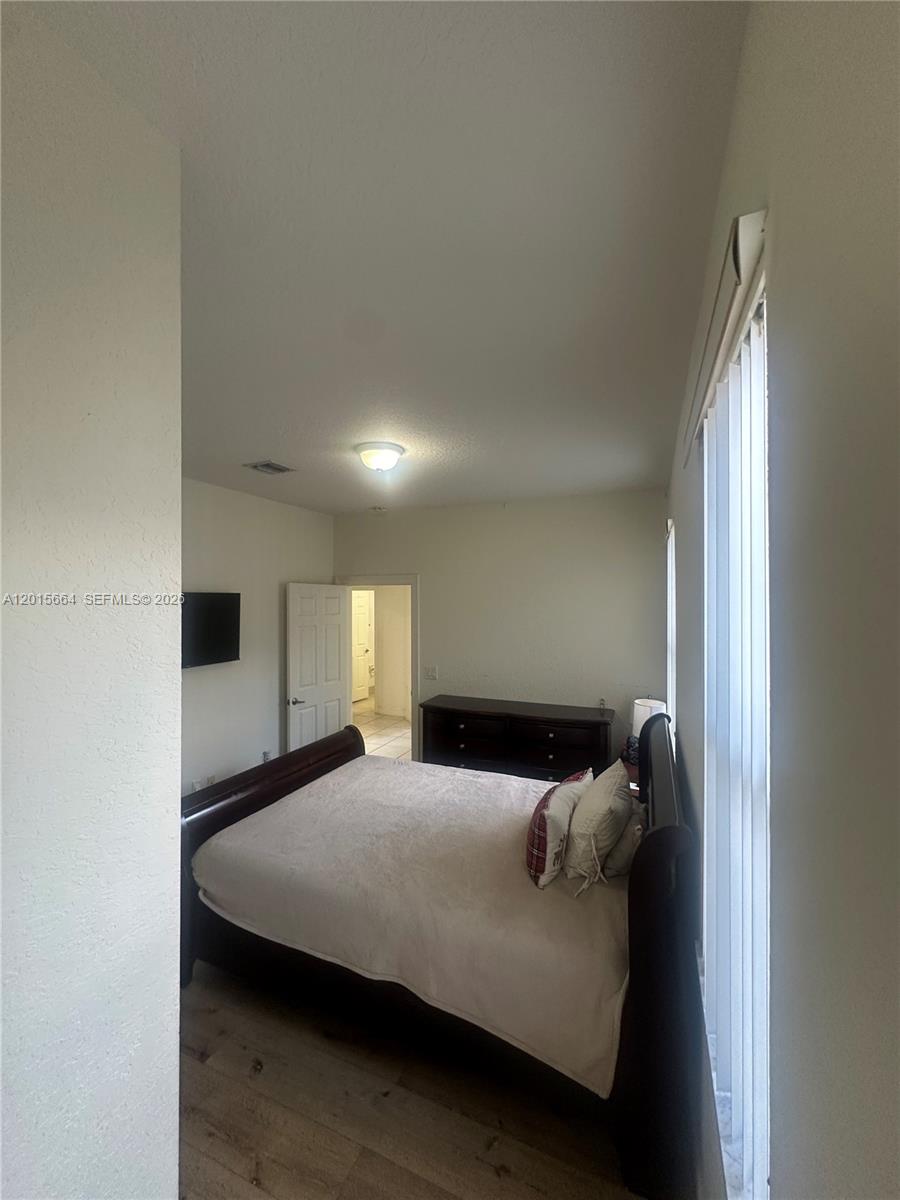 18571 SW 44th St, Miramar FL 33029