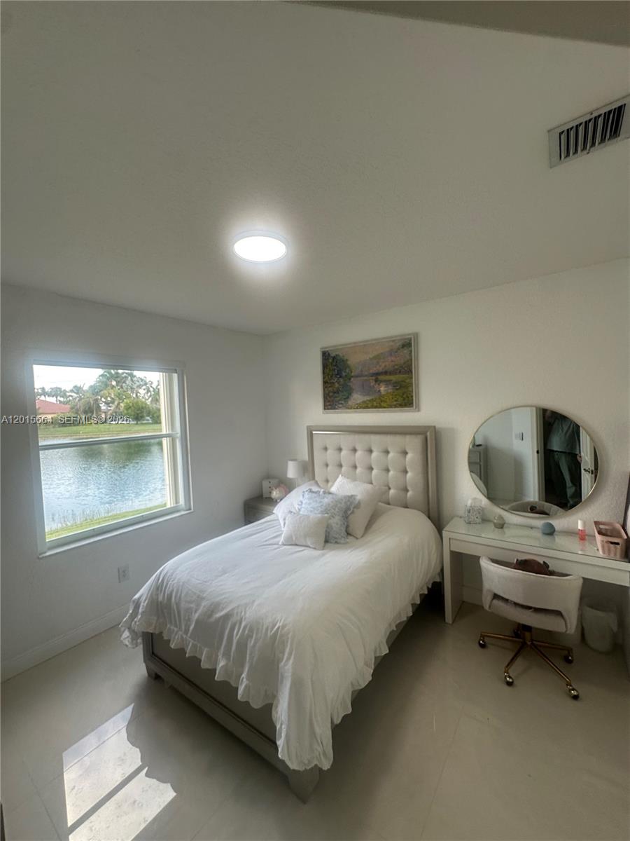 18571 SW 44th St, Miramar FL 33029