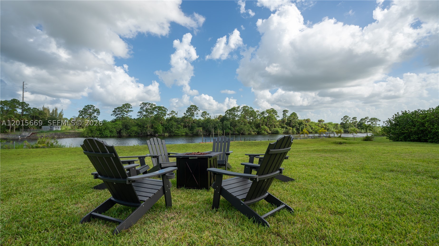 6152 SW Banks St, Palm City FL 34990