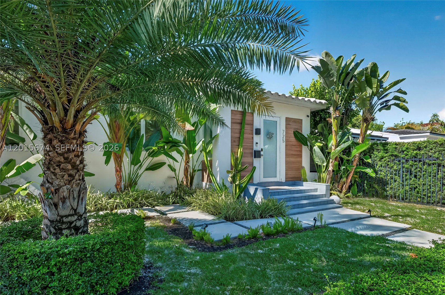 725 NE 81st St, Miami FL 33138