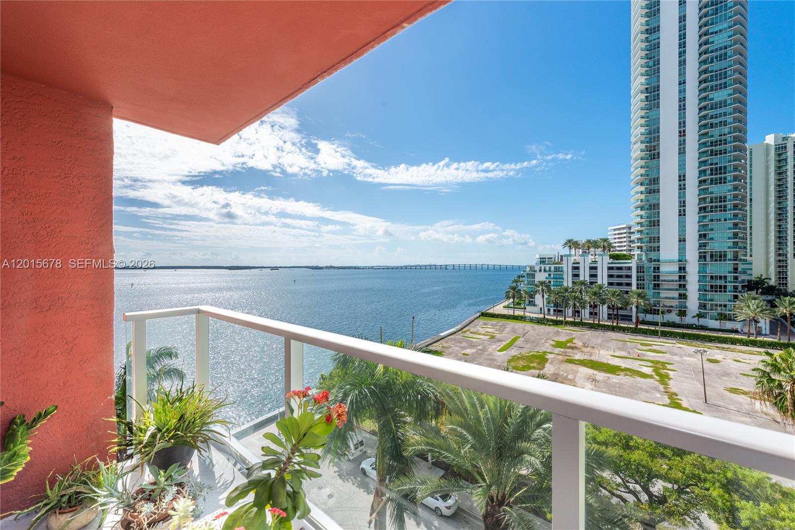 1155 Brickell Bay Dr #609, Miami FL 33131