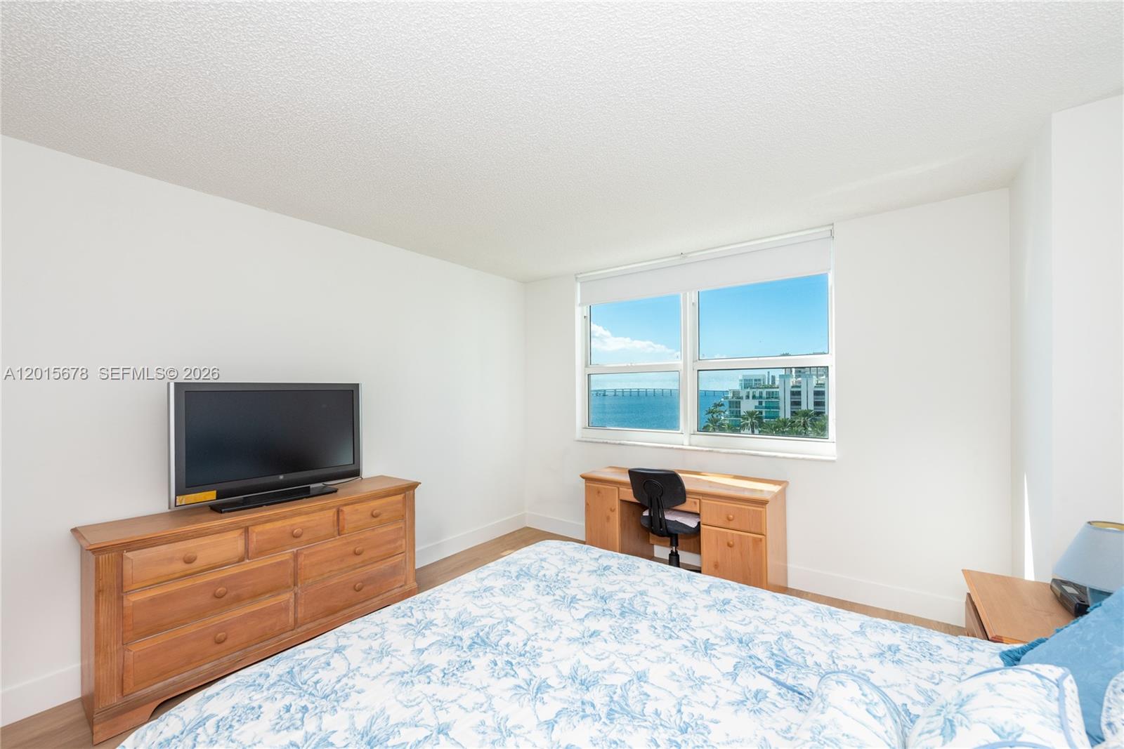 1155 Brickell Bay Dr #609, Miami FL 33131