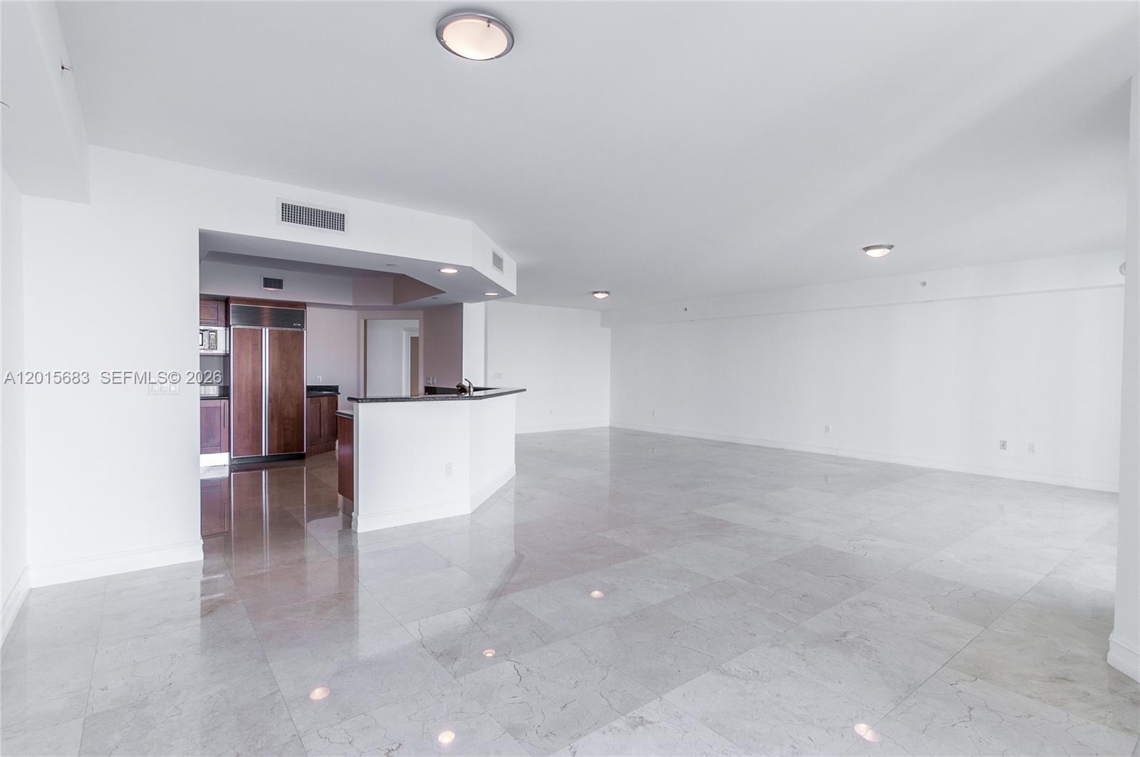 Aventura FL 33160 - A12015683