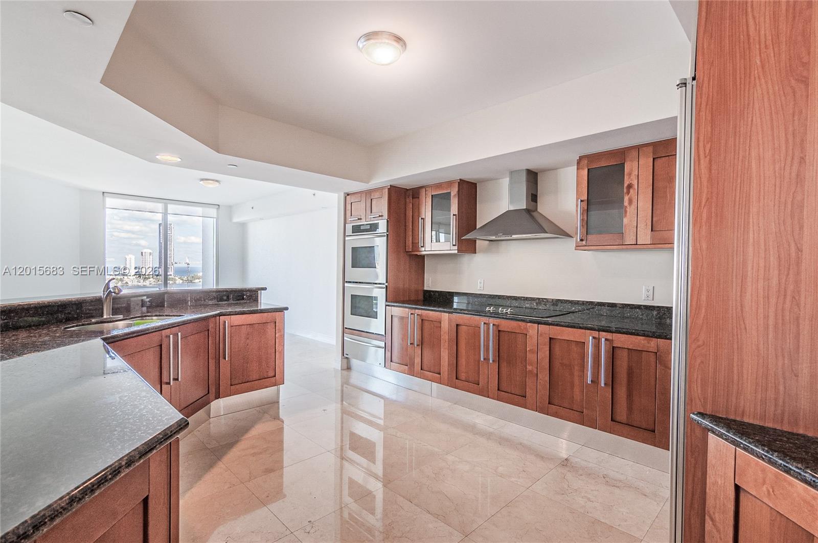 Aventura FL 33160 - A12015683