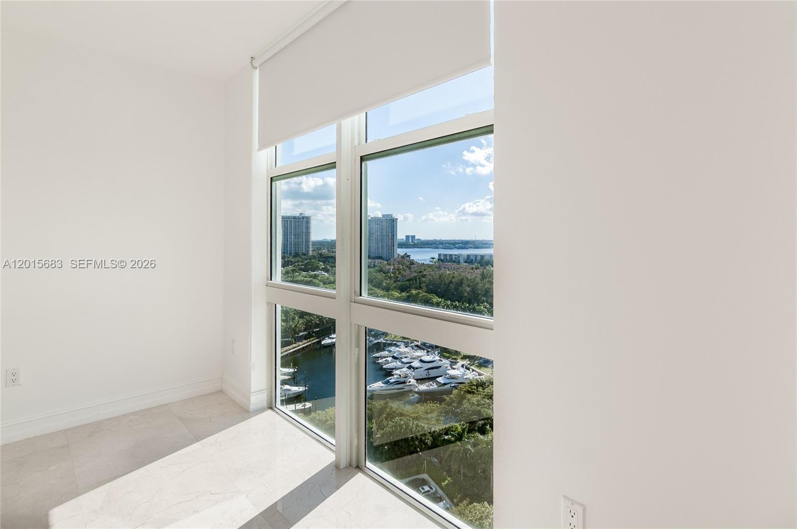 Aventura FL 33160 - A12015683