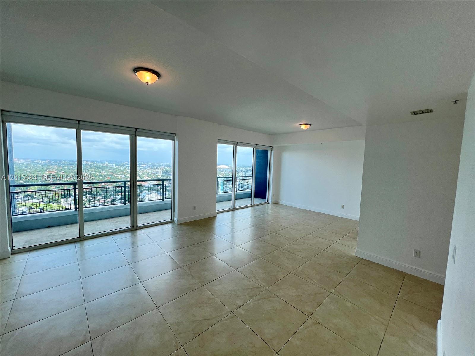 60 SW 13th St #3609, Miami FL 33130
