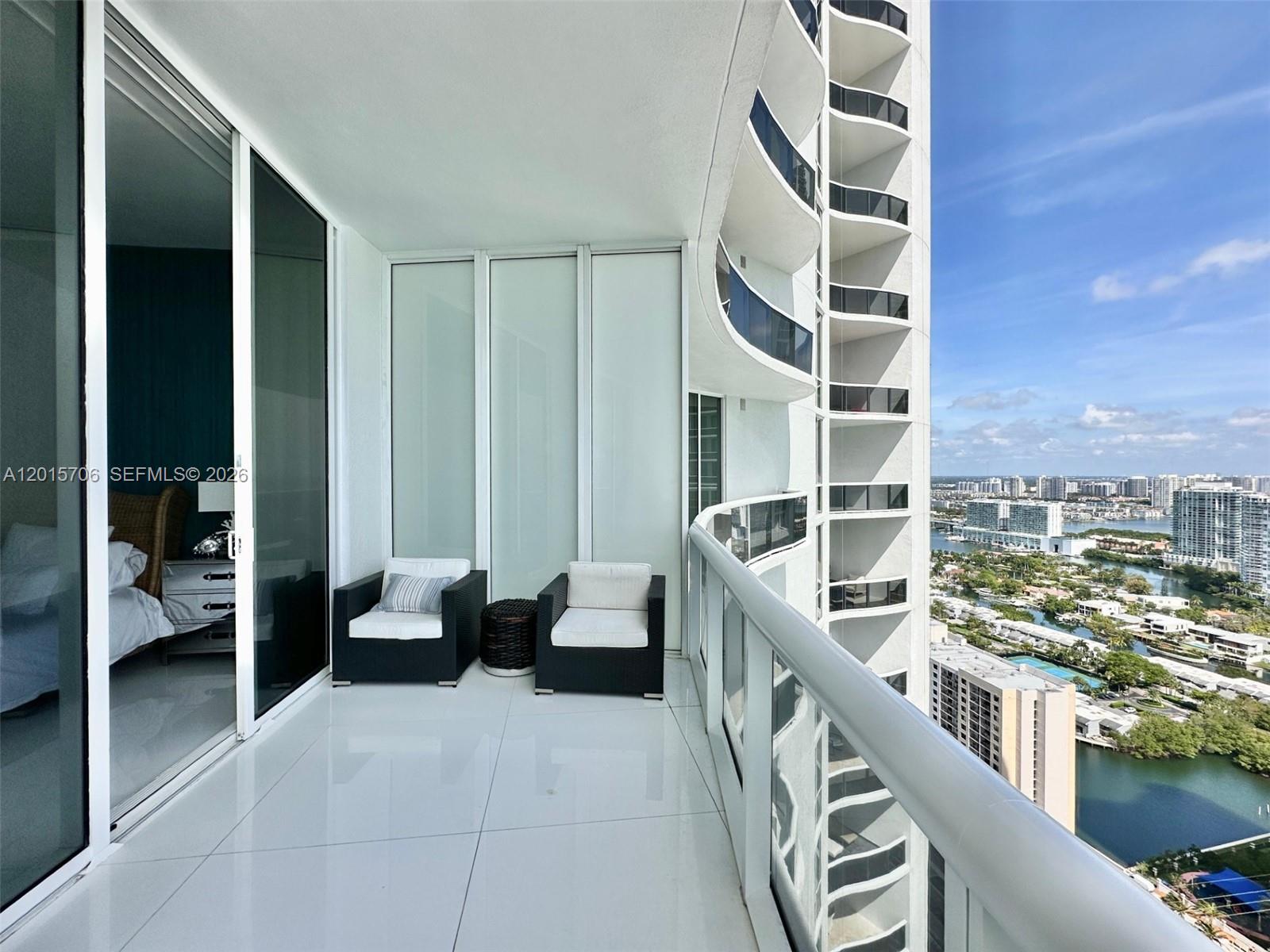 15811 Collins Ave #3302, Sunny Isles Beach FL 33160