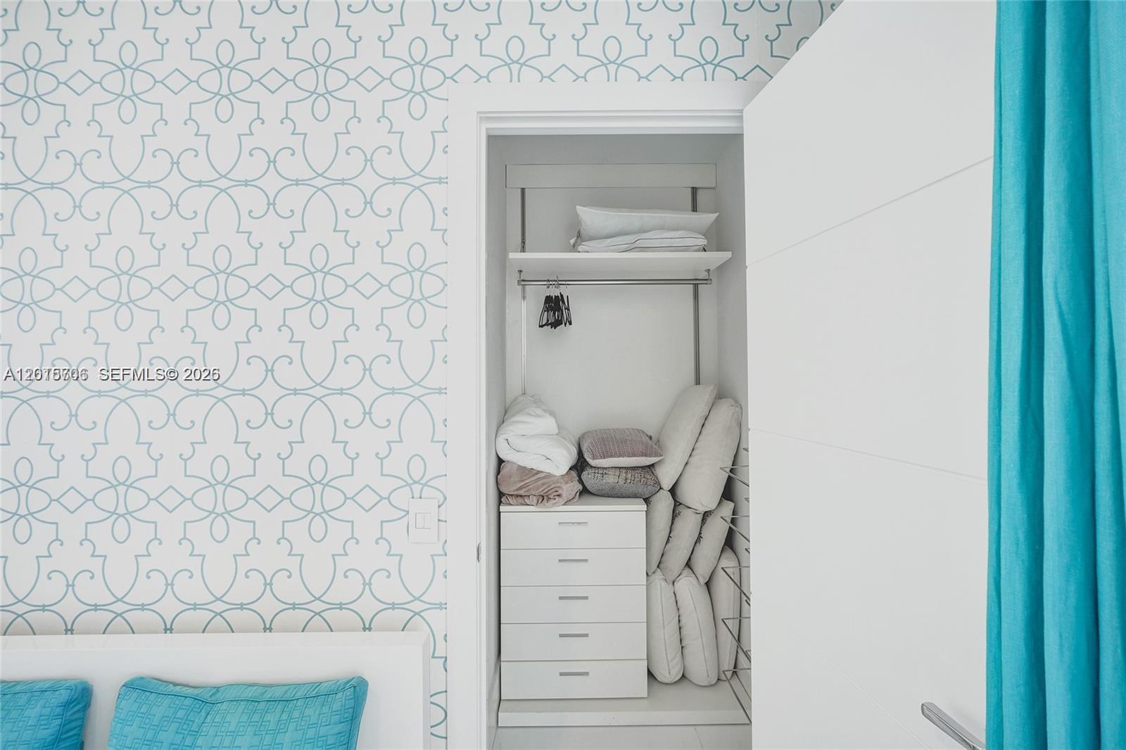 15811 Collins Ave #3302, Sunny Isles Beach FL 33160