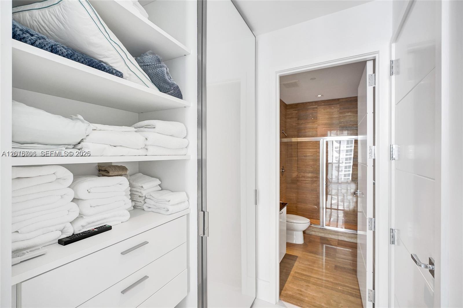 15811 Collins Ave #3302, Sunny Isles Beach FL 33160
