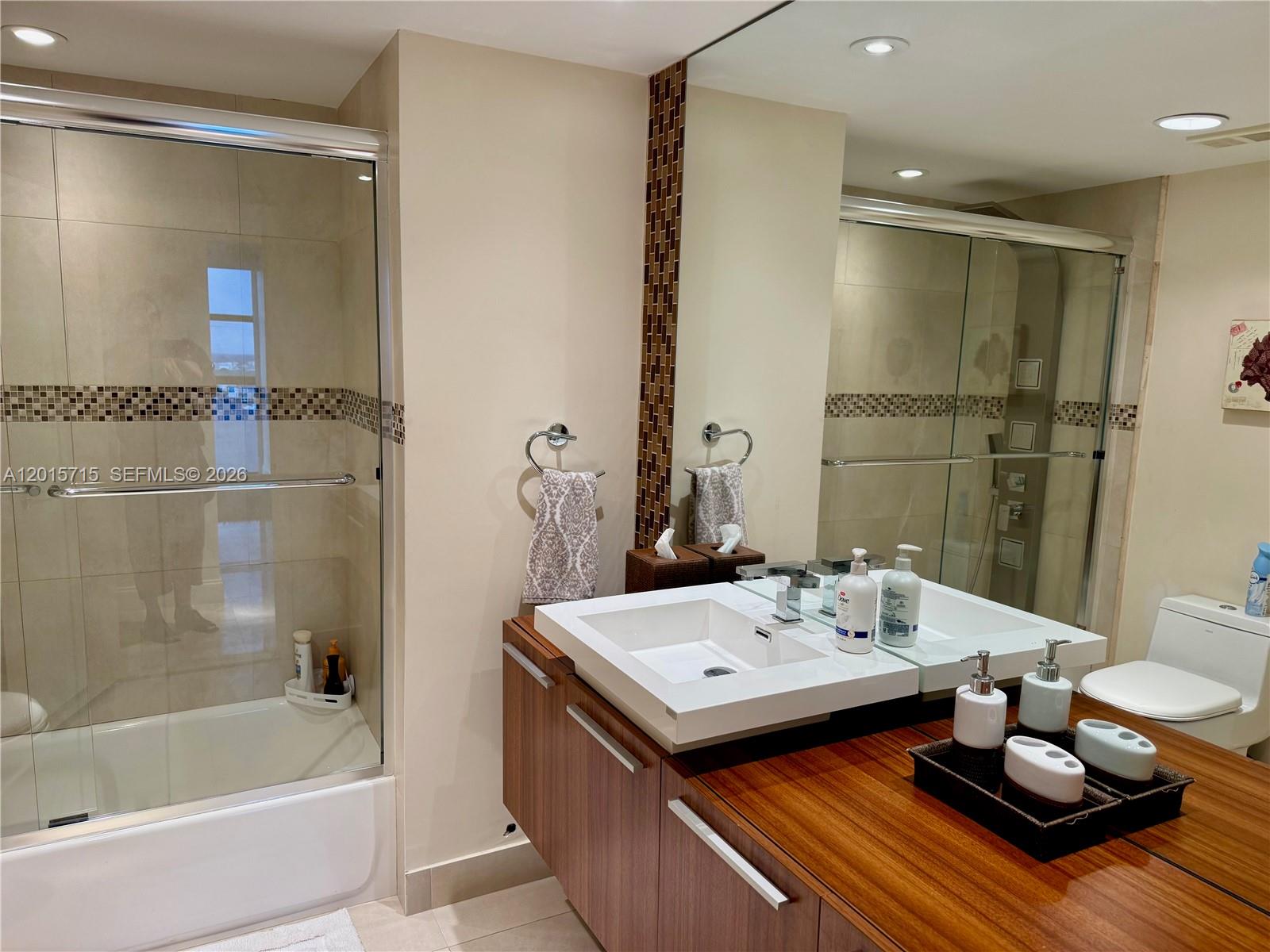 1000 Island Blvd #2512, Aventura FL 33160