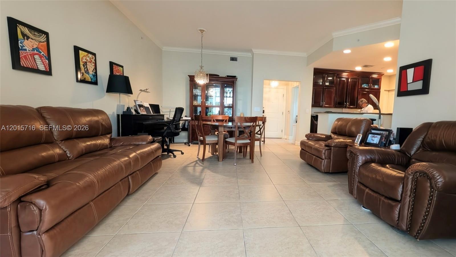 16101 Emerald Estates Dr #254, Weston FL 33331