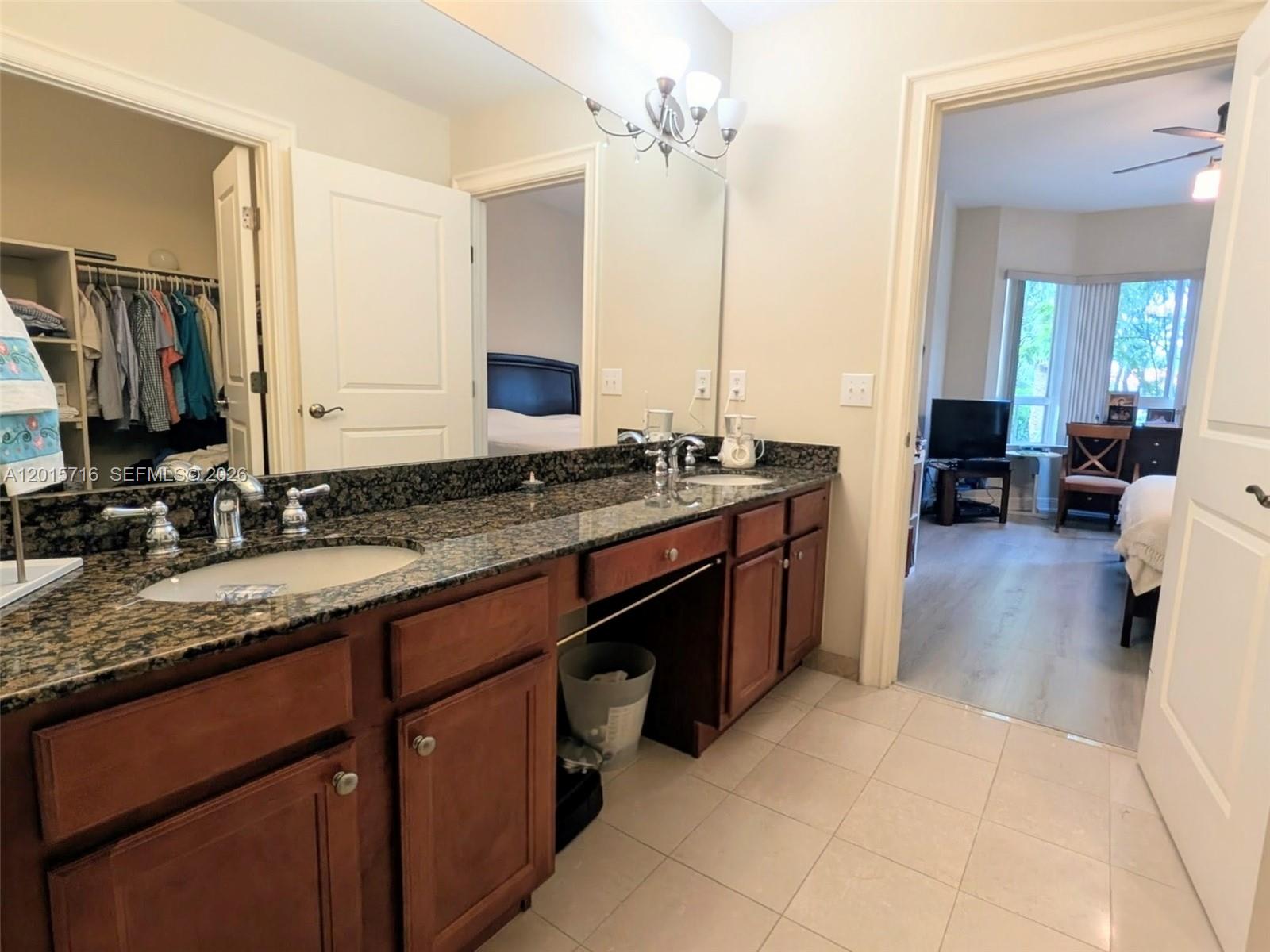 16101 Emerald Estates Dr #254, Weston FL 33331