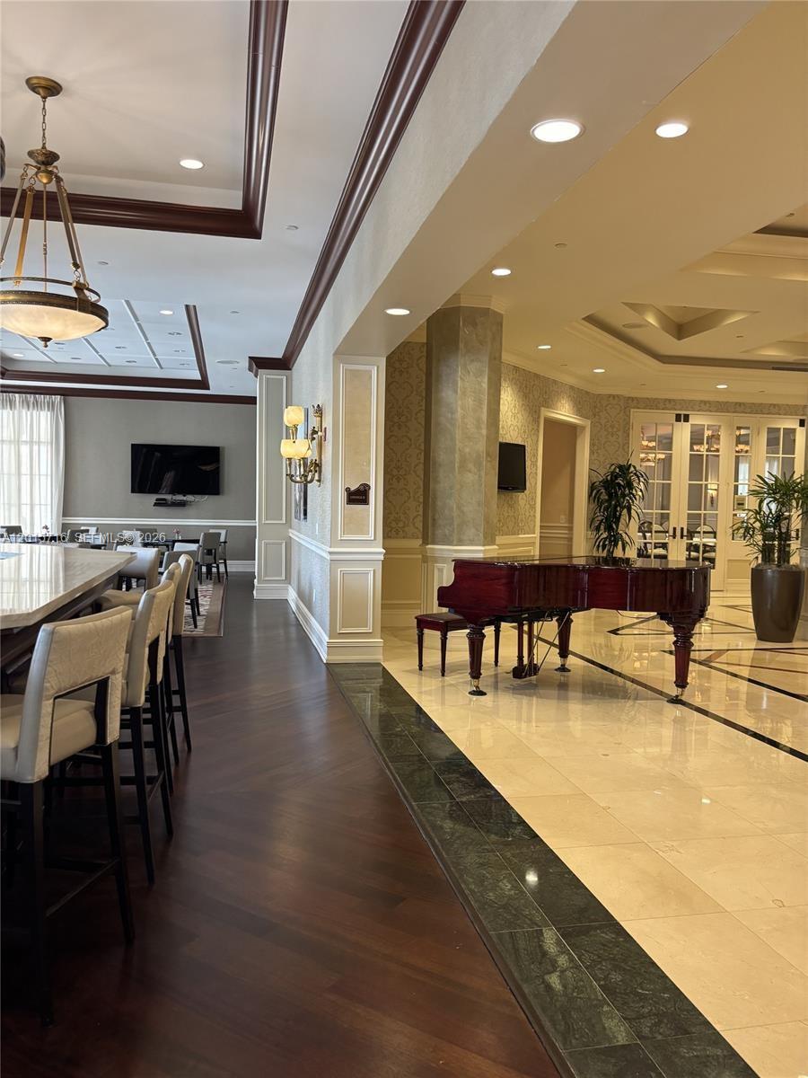 16101 Emerald Estates Dr #254, Weston FL 33331