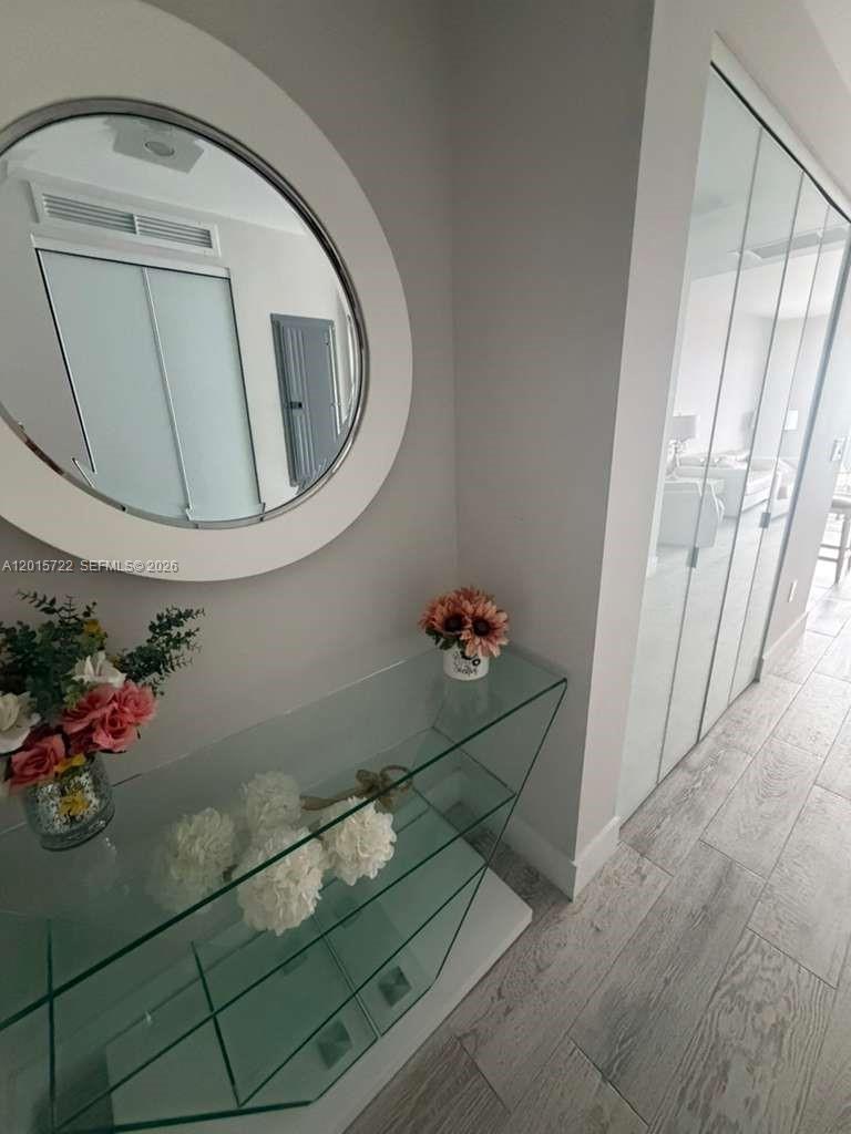 488 NE 18th St #3905, Miami FL 33132