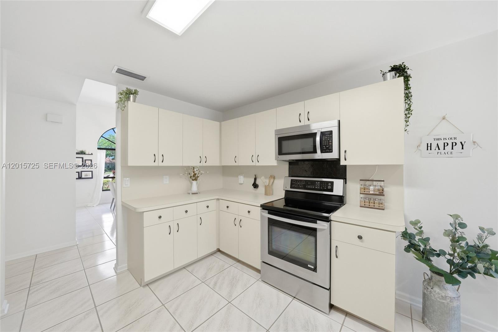 11008 Boca Woods Ln #0, Boca Raton FL 33428