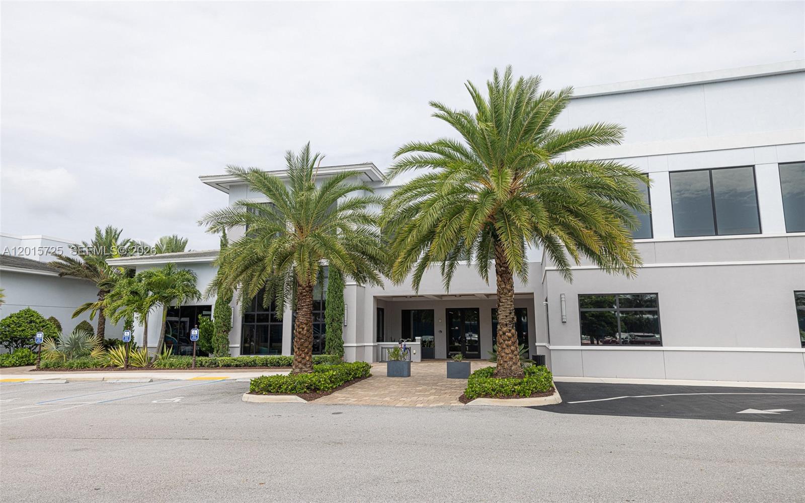 11008 Boca Woods Ln #0, Boca Raton FL 33428