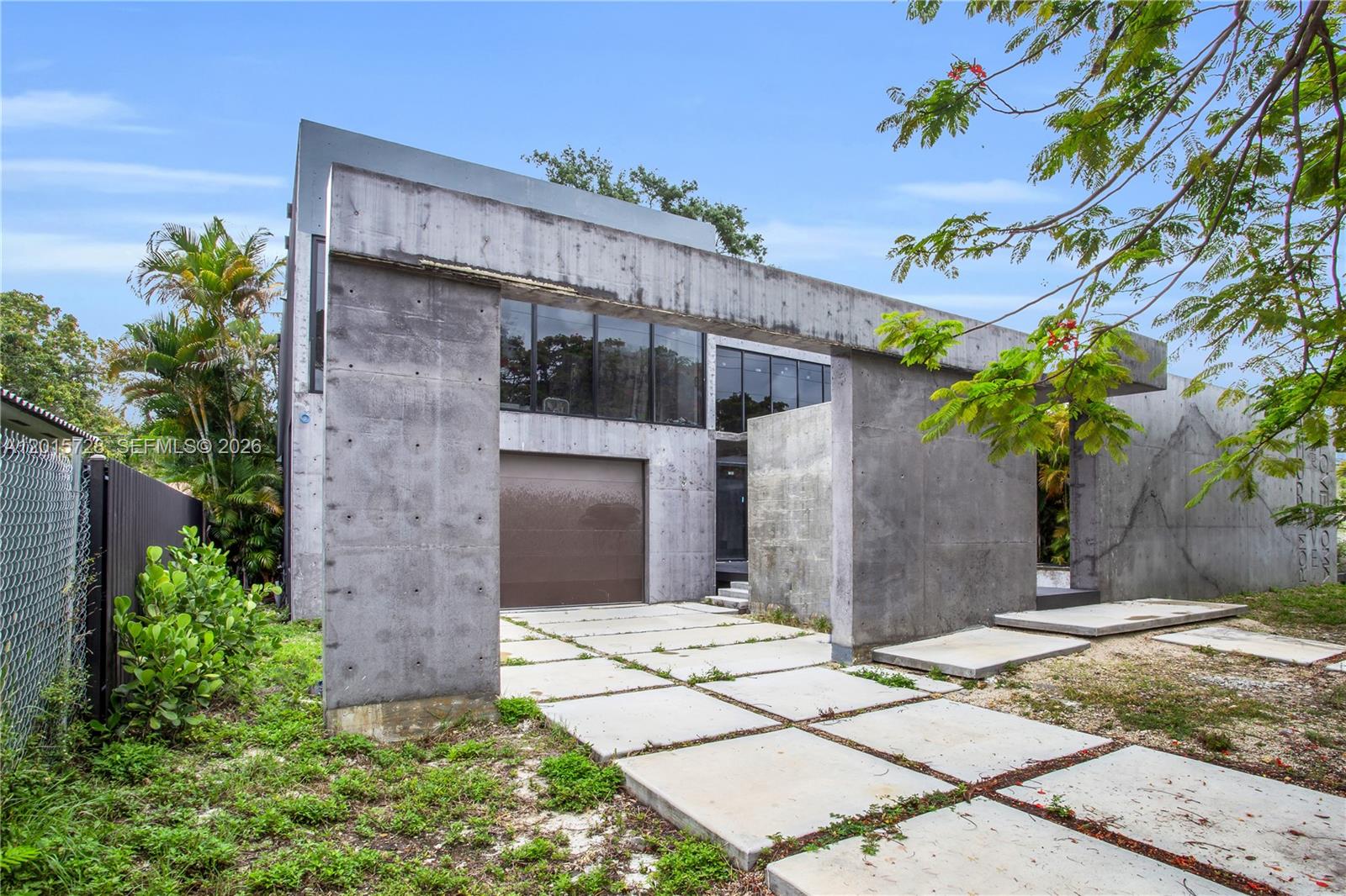 221 SW 25th Rd, Miami FL 33129