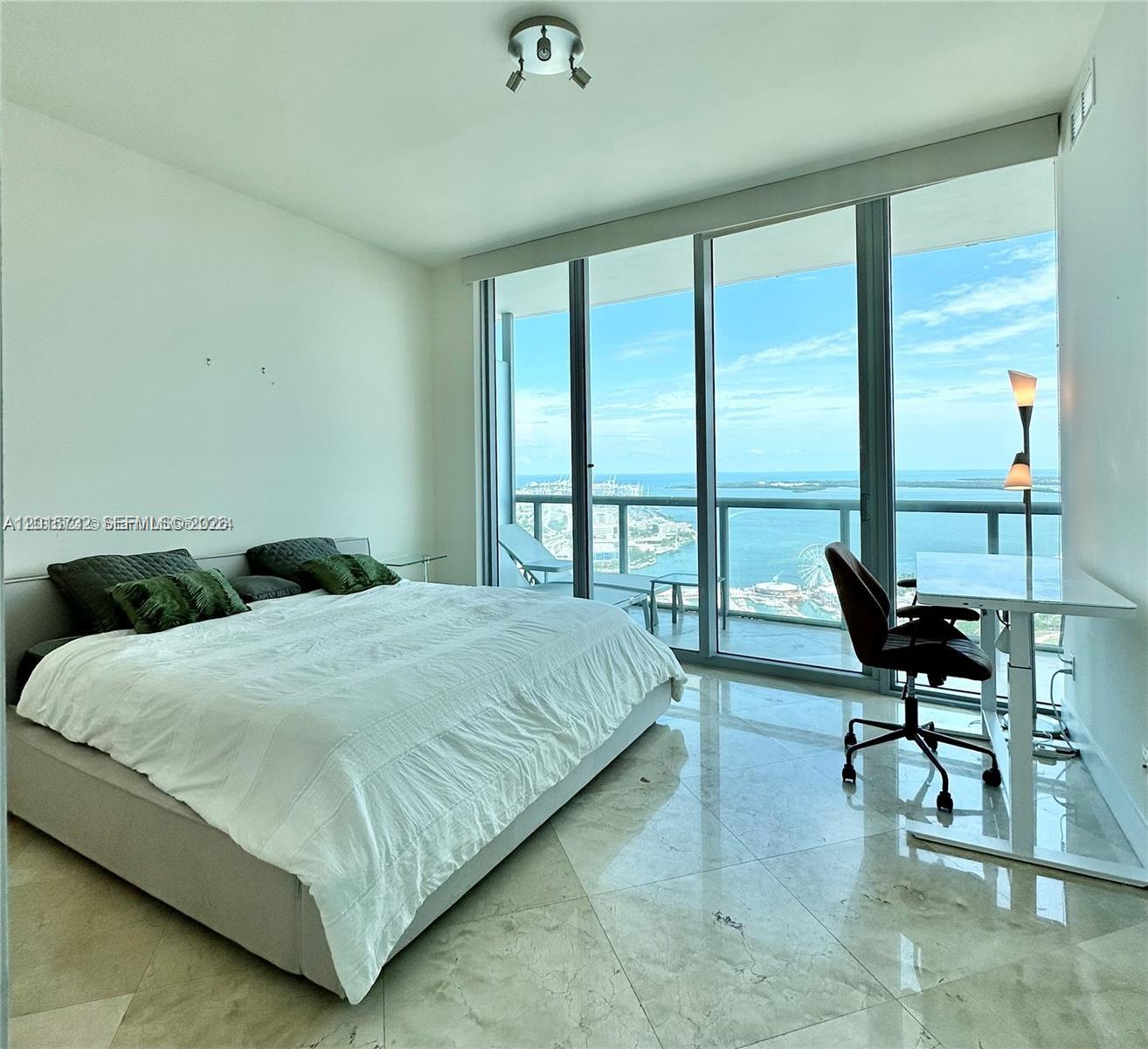 888 SE Biscayne Blvd #4803, Miami FL 33132