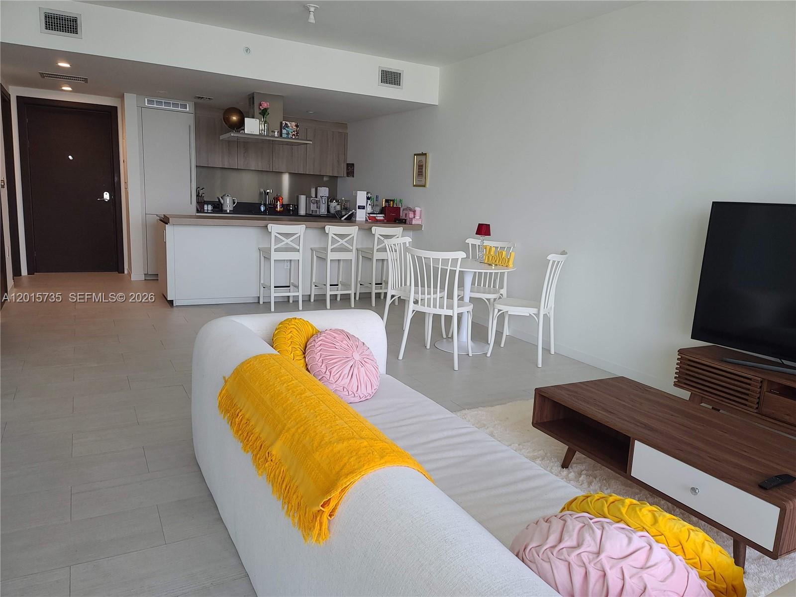 1000 Brickell Plz #3510, Miami FL 33131