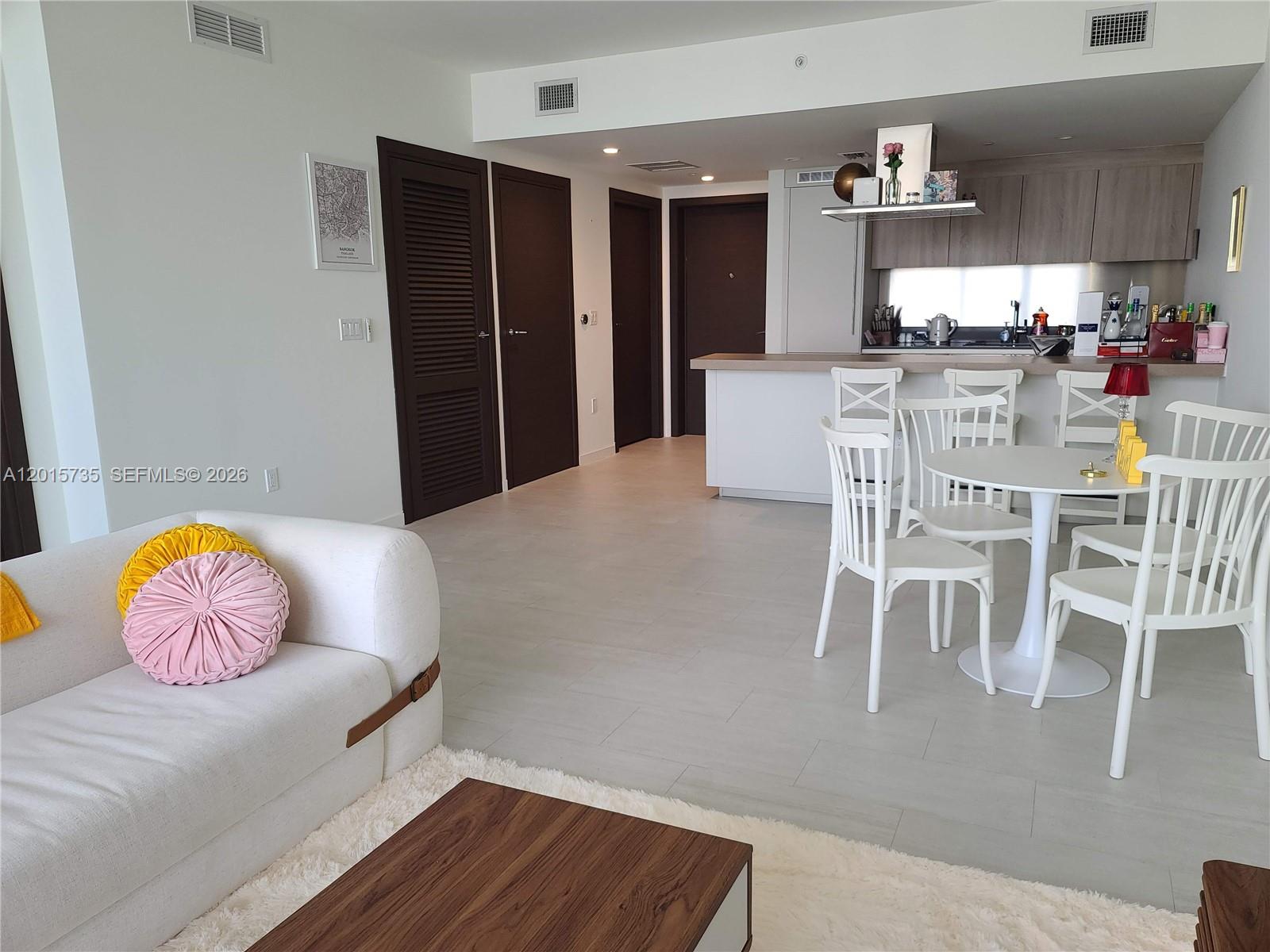 1000 Brickell Plz #3510, Miami FL 33131