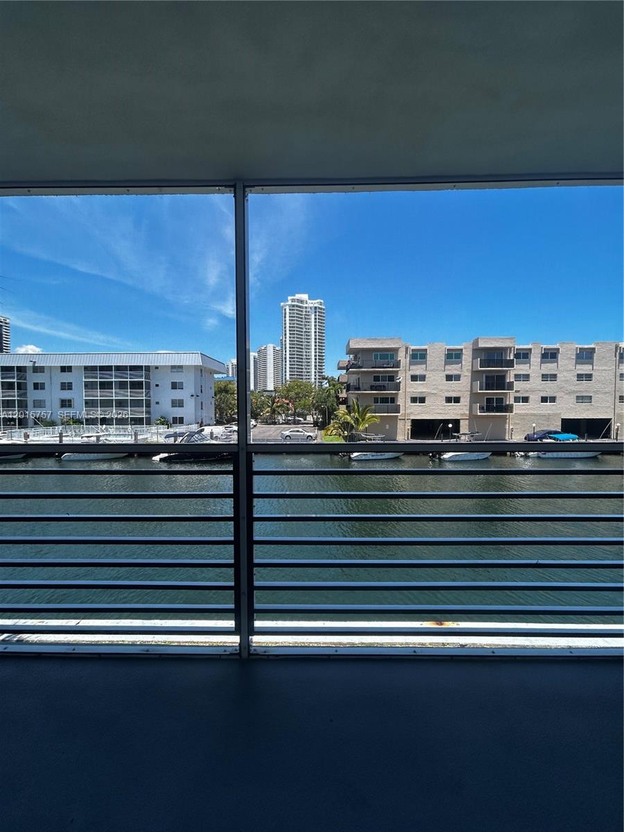3849 NE 169th St #204, North Miami Beach FL 33160