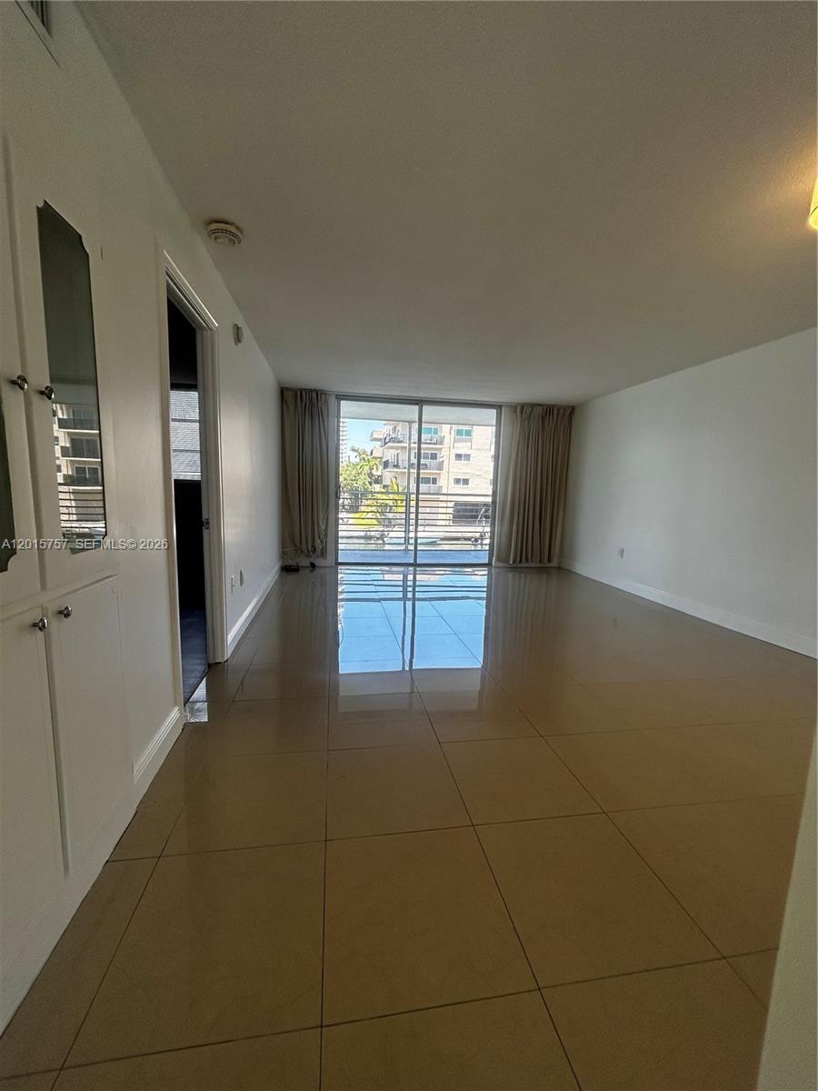 3849 NE 169th St #204, North Miami Beach FL 33160