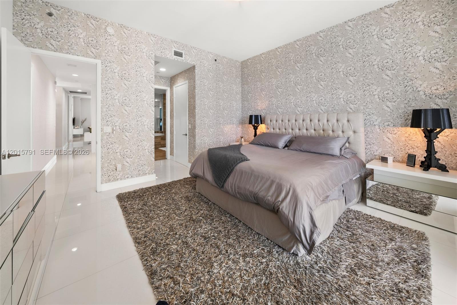 15901 Collins Ave #3302, Sunny Isles Beach FL 33160
