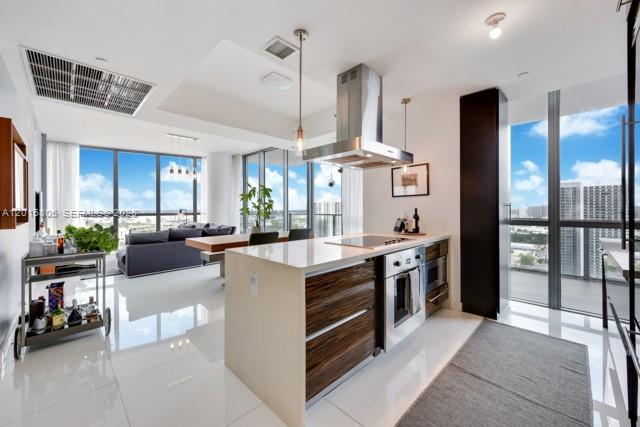 1100 Biscayne Blvd #3205, Miami FL 33132